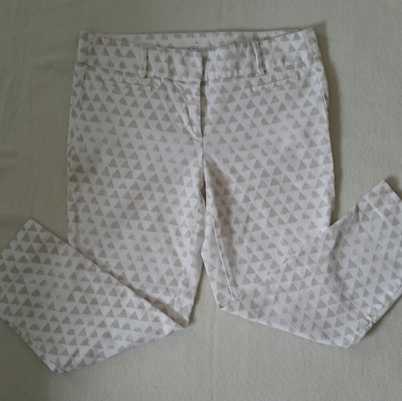 🧞♀️ Women's Ann Taylor Loft jeans. - Picture 1 of 3